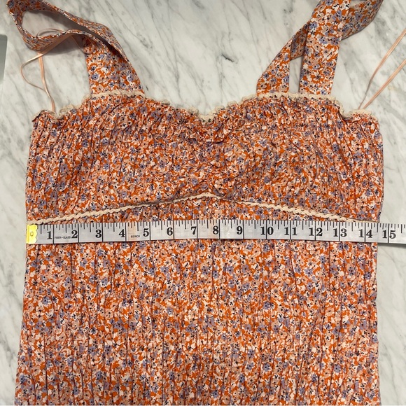 ***SOLD***MEDIUM - Picture 5 of 7